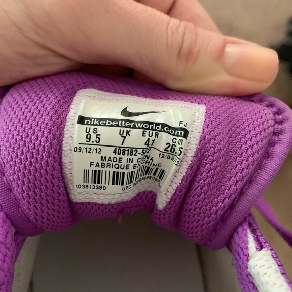 Authentic NIKE Metallic Purple Sneakers - Picture 4 of 4